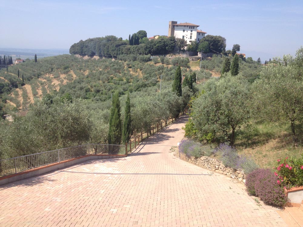 STRADE LASTRICATI PIAZZALI AREE DI MANOVRA FERRETTI COSTRUZIONI