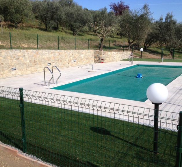 PISCINA CEMENTO ARMATO CON FINITURA PVC FERRETTI COSTRUZIONI